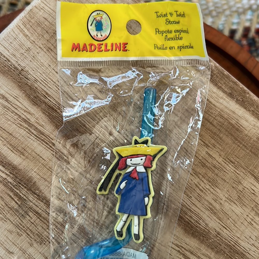 Madeline & Friends Twist & Twirl Straw 1999 New Sealed Rare HTF Blue Reusable - Picture 2 of 8